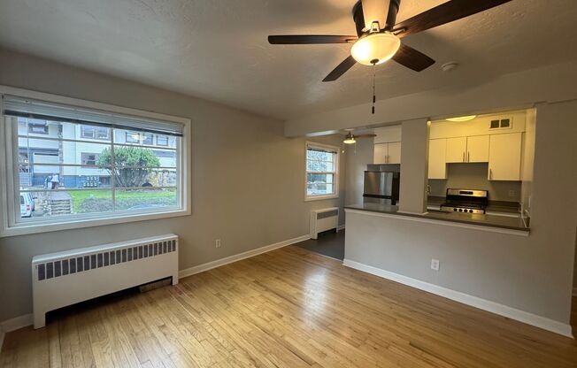 1 bed, 1 bath, 609 sqft, $1,450, Unit 230