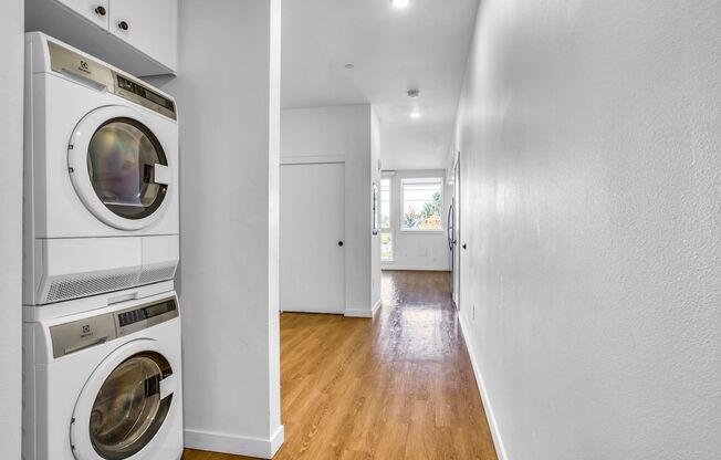 1 bed, 1 bath, 566 sqft, $1,599, Unit 106
