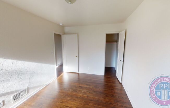 2 beds, 1 bath, 800 sqft, $1,495, Unit 1214