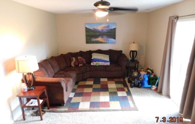 3 beds, 2 baths, $2,000