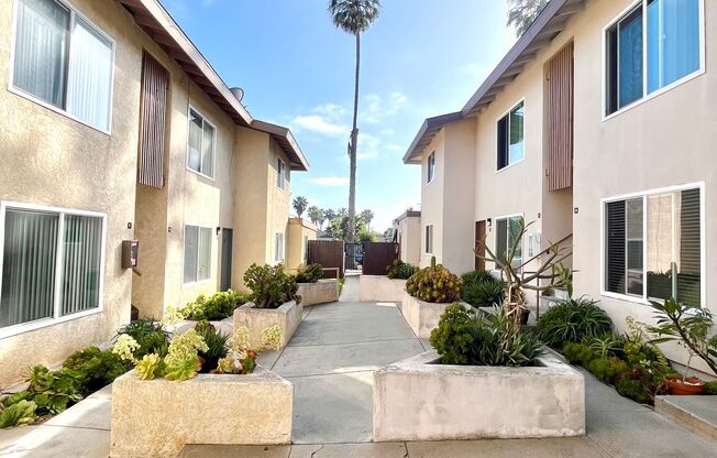 1219 1223 MITCHELL ST