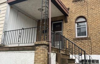 Renovated 2 Bedroom, 1 Bath in Upper Darby