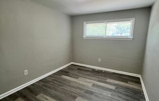 2 beds, 1 bath, $995