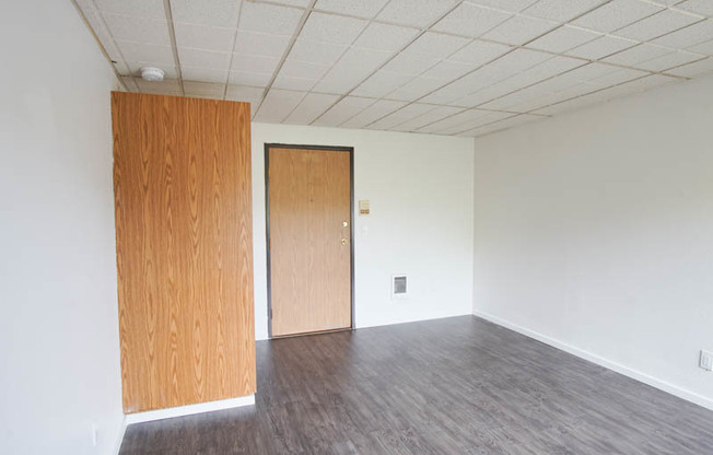 Cozy 2nd Floor Studio between NW 23rd & Pearl!