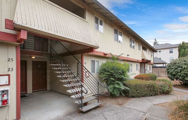 2 beds, 1 bath, 700 sqft, $1,325, Unit Unit 26