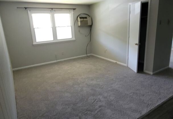 1 bed, 1 bath, 600 sqft, $875, Unit 5-G