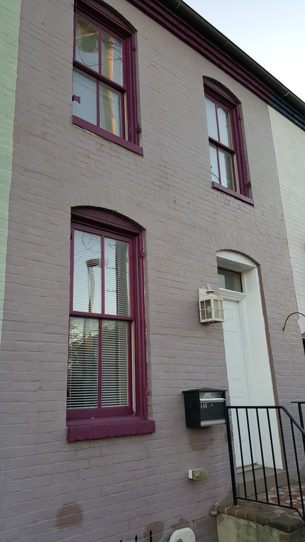 Charming townhouse in Downtown Frederick available early June!