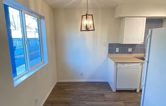 2 beds, 1 bath, 825 sqft, $1,200, Unit Unit 1