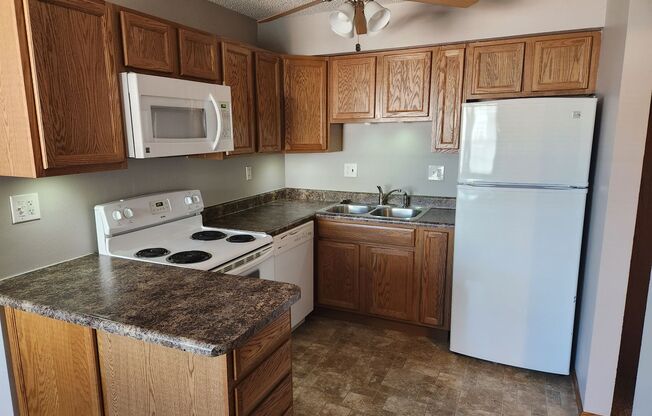 Pleasant Court Apartments