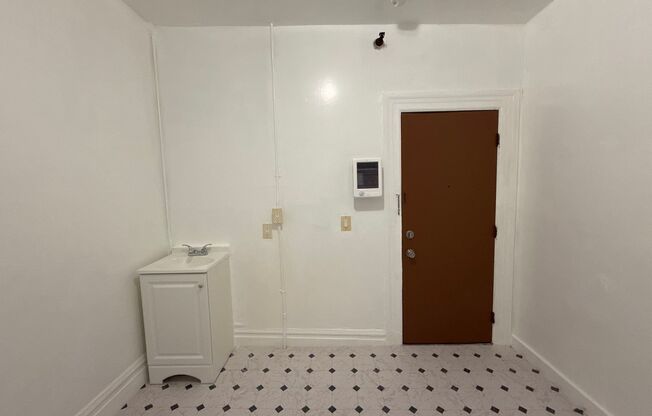 301 COLUMBUS AVE