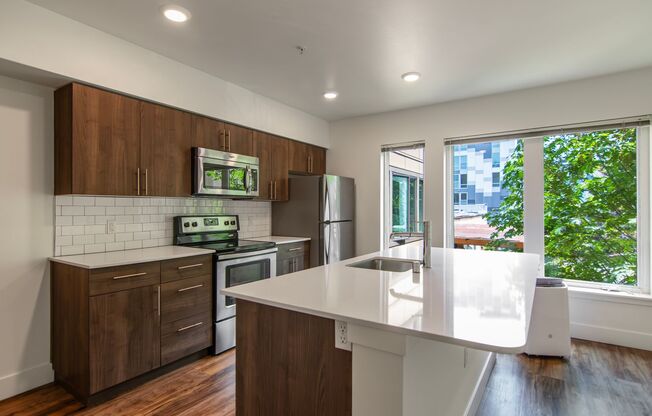 1 bed, 1 bath, 510 sqft, $2,625, Unit 201