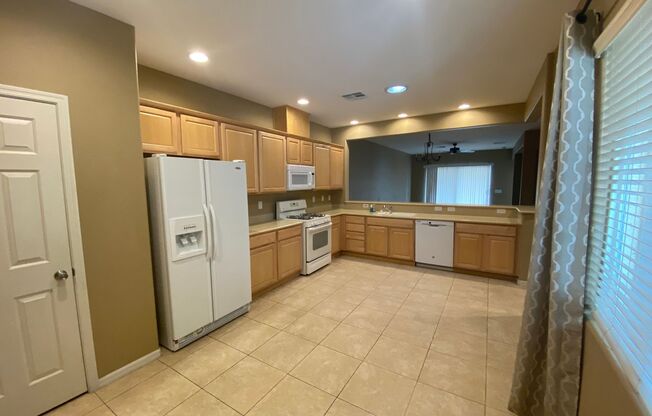 3 beds, 2 baths, $1,950