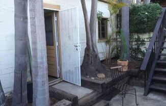 837 4th St Guest house