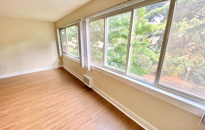 2 beds, 1 bath, 750 sqft, $2,545, Unit 204