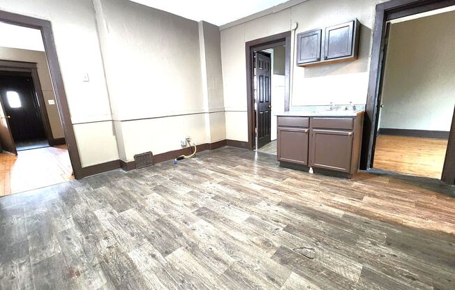 ENTEGJ - 3156 N 1st Street