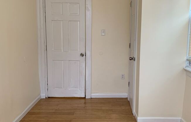 4 beds, 1 bath, $2,150, Unit #1