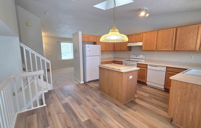 Charming 3 Bedroom and 3 Bath In Rock Creek!