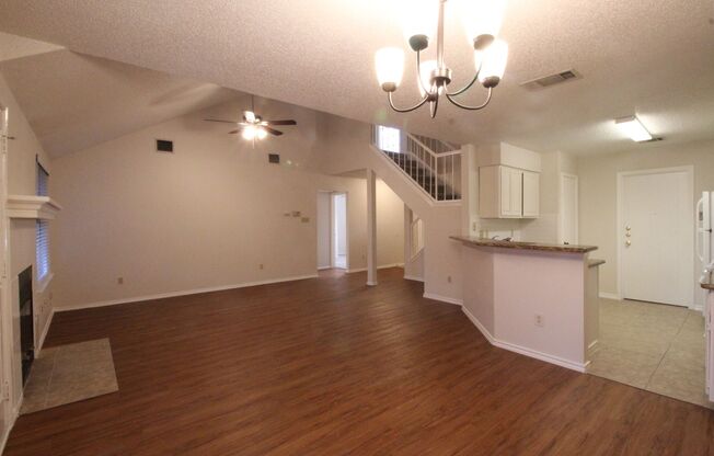 South Austin Two Story - Vaulted Ceilings!