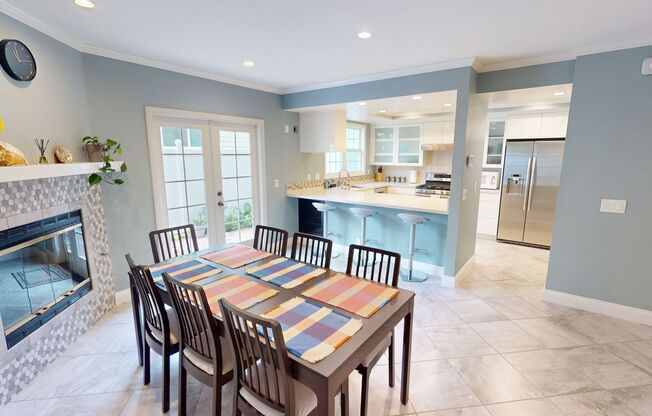 VACATION - 925 10th St Unit C