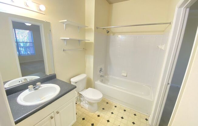 1 bed, 1 bath, $1,599, Unit UNIT 206