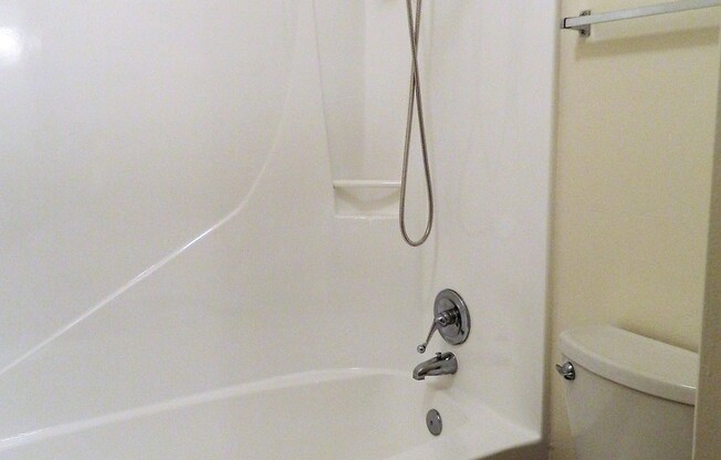 2 beds, 1 bath, 818 sqft, $1,109, Unit 313