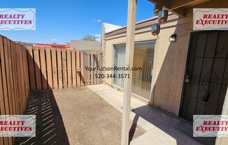 Fort Lowell & Campbell 2/1 - A/C and all appliances