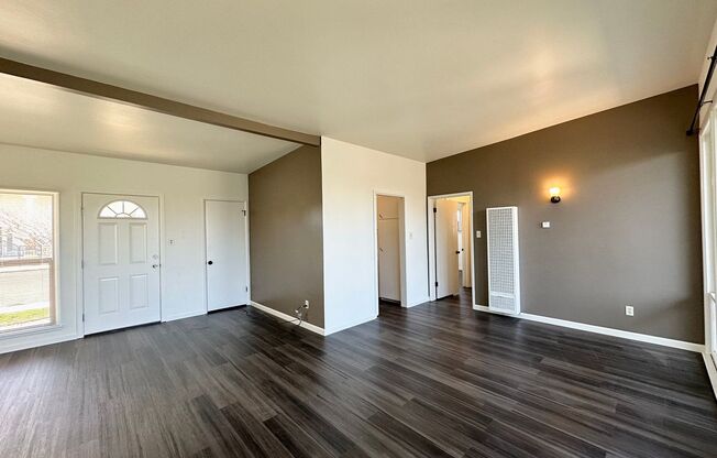 Doris Apartments