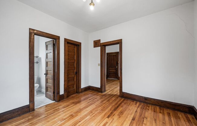 Cute 1BR/1Bath Apartment Available Aug 15th