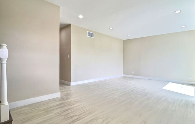 5BD/3BA – Stunning Family Home in Sunnyvale with Modern Amenities and Ideal Location