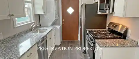35 BEACONWOOD RD