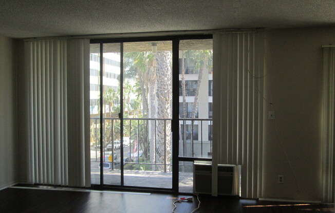 2 beds, 2 baths, $2,750, Unit # 401