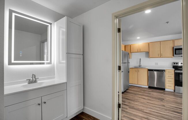 1 bed, 1 bath, 594 sqft, $1,549, Unit 126-213