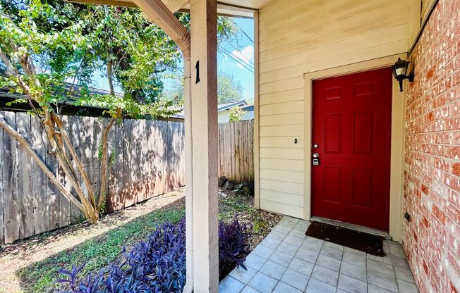 3801 Manchaca Rd #1 78704 | 1 bed 1 bath $1495