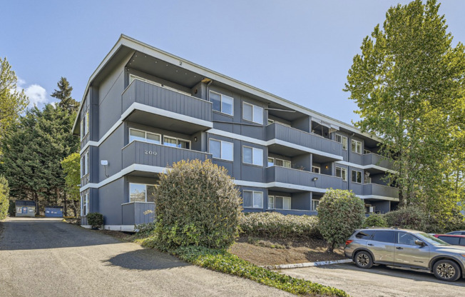 1 bed, 1 bath, 700 sqft, $1,695, Unit Unit 315