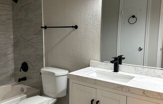 Spacious 2BR Condo in Prime Coral Springs Location
