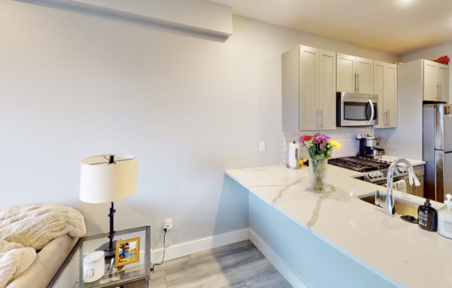 1 bed, 1 bath, 650 sqft, $3,695, Unit 405