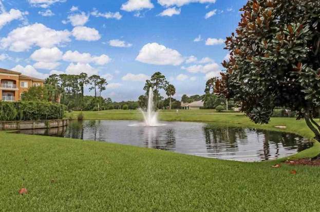 625 FAIRWAY DR