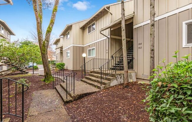 1 bed, 1 bath, 788 sqft, $1,295, Unit 103