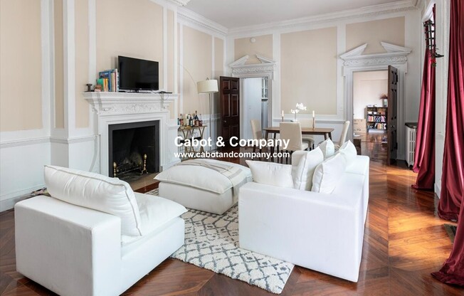 93 5 BEACON ST
