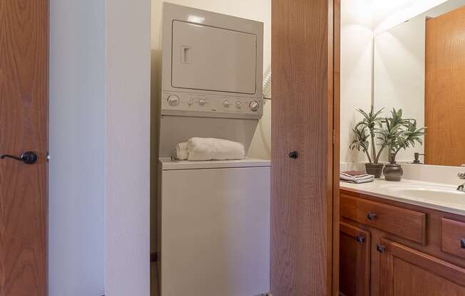 In-Unit Laundry at Norhardt Crossing Apartments in Brookfield, WI