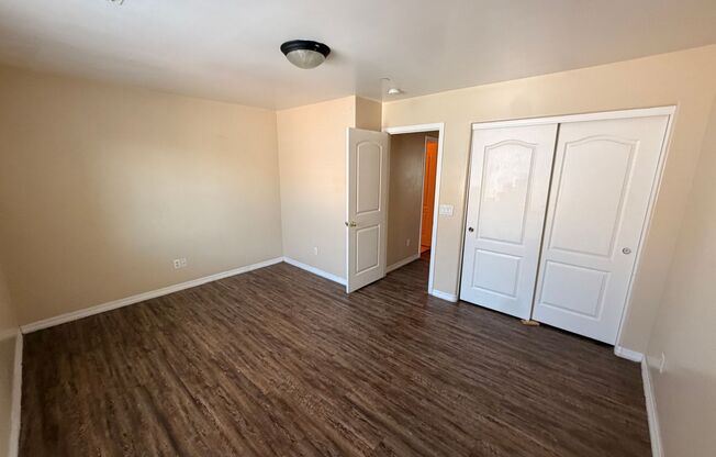 2 beds, 1.5 baths, 1,047 sqft, $1,395, Unit Unit 23