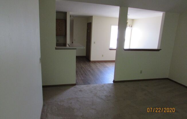 (583) - 18 Woodridge Court