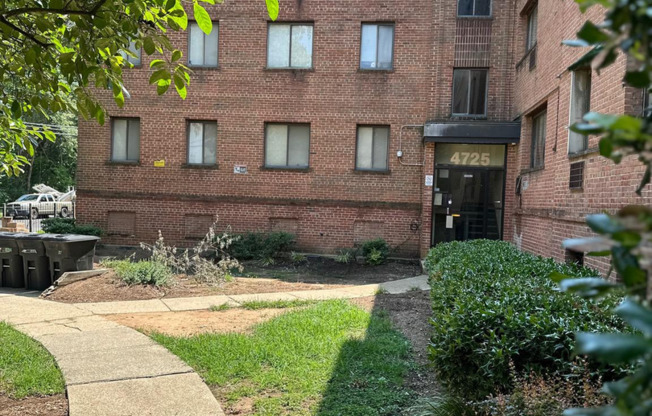 2 Bed 1 Bath SW DC