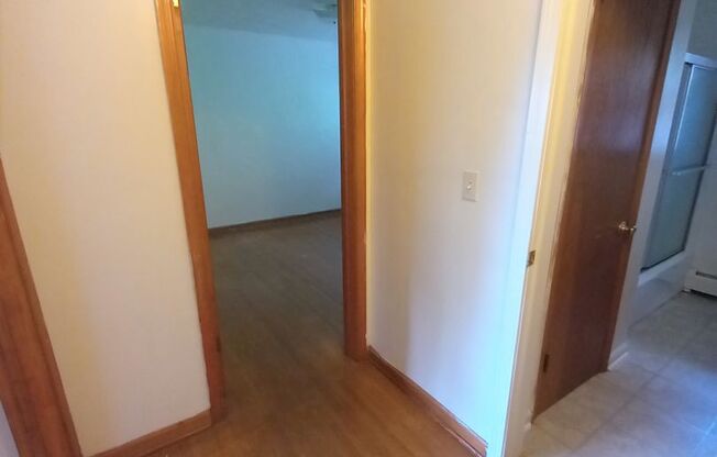 2 beds, 1.5 baths, 900 sqft, $1,440, Unit F-5