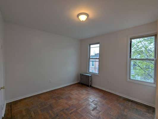 92 E 56 ST