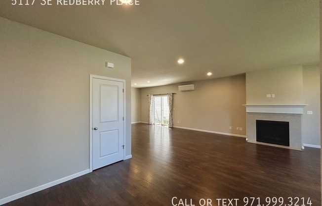 5117 SE REDBERRY PL