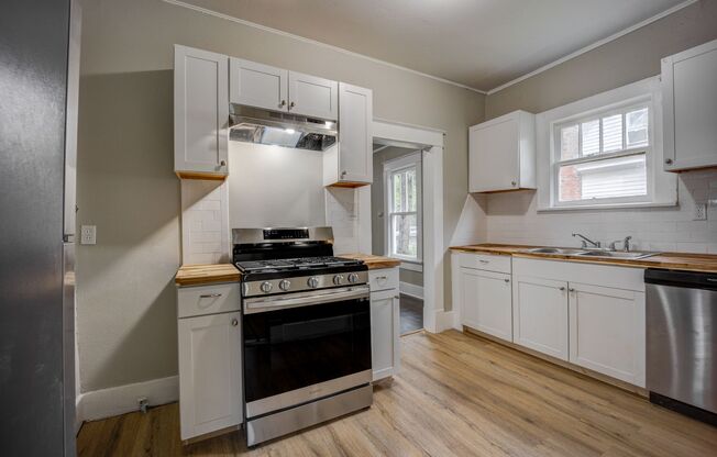 Freshly Updated 2 Bedroom House