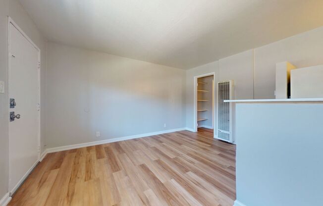 2268 - 2274 E 15th Street