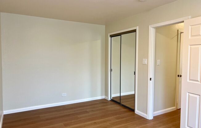 2 beds, 1 bath, $2,975