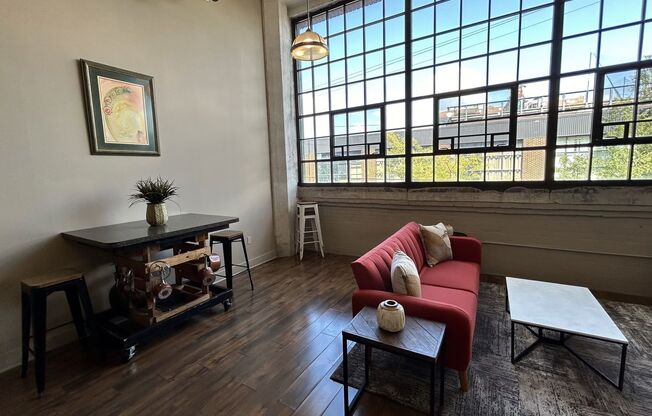 3 beds, 2 baths, 1,371 sqft, $2,100, Unit Apt. 201